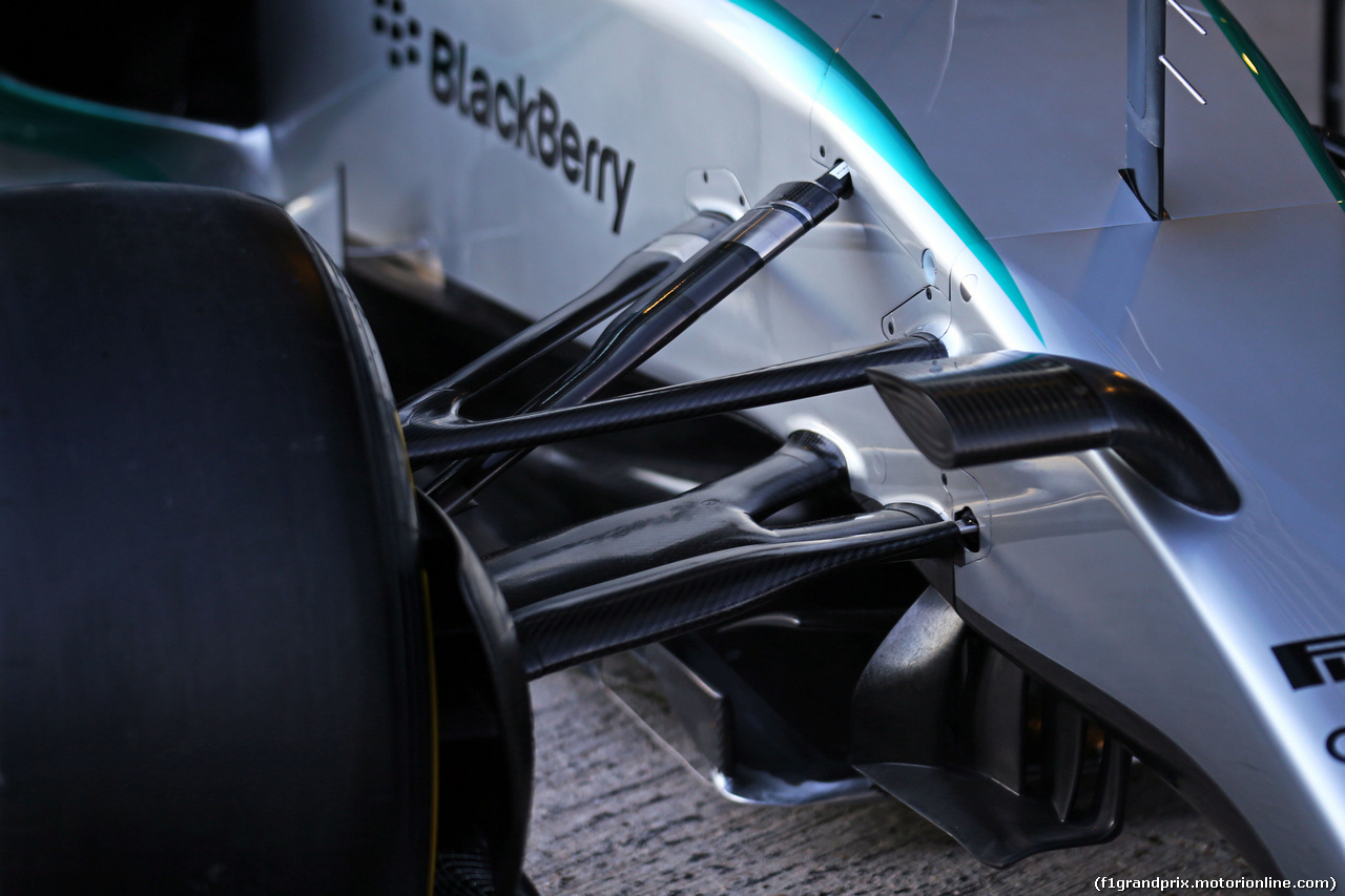 TEST F1 JEREZ 1 FEBBRAIO, Mercedes AMG F1 W06 front suspension detail.
01.02.2015.