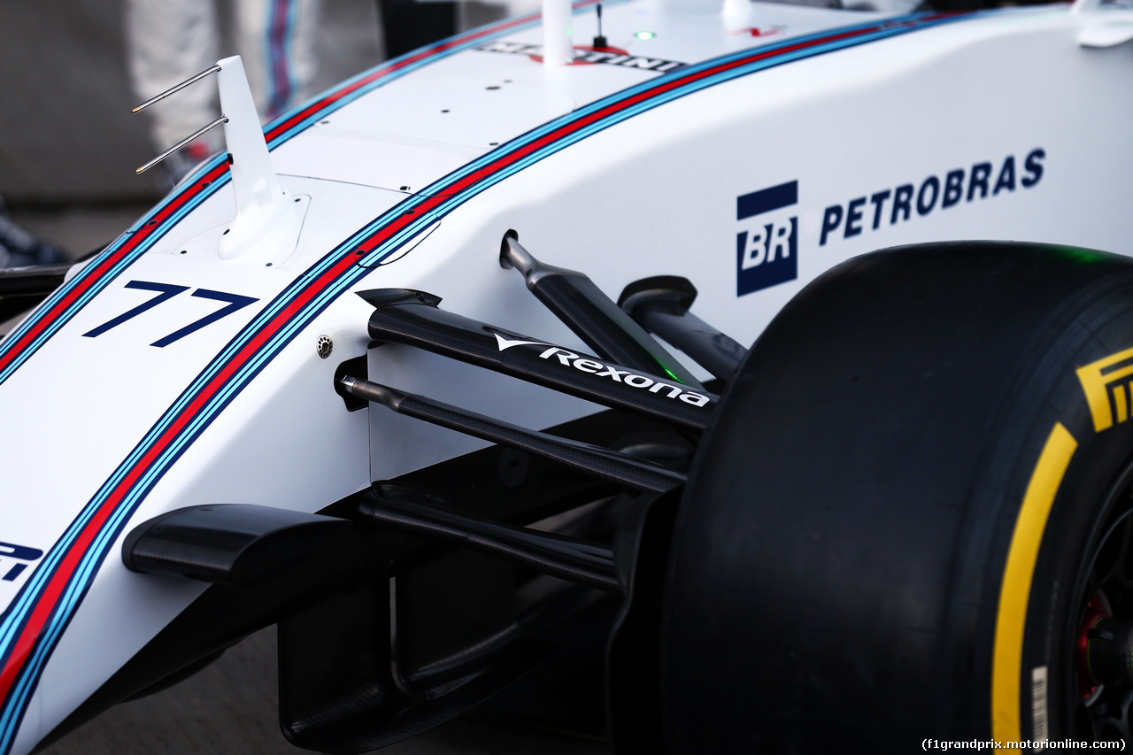 TEST F1 JEREZ 1 FEBBRAIO, Williams FW37 front suspension detail.
01.02.2015.