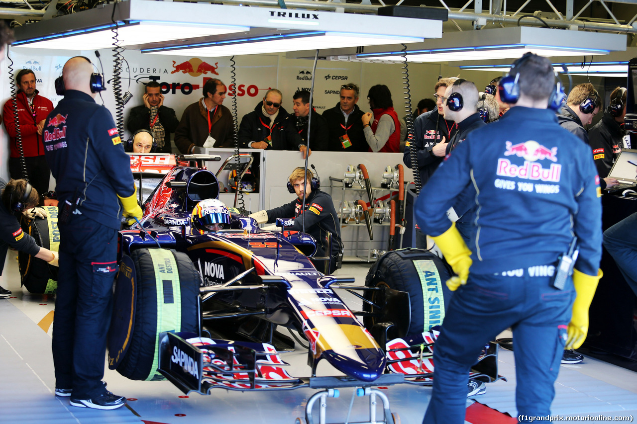 TEST F1 JEREZ 1 FEBBRAIO, Carlos Sainz Jr (ESP) Scuderia Toro Rosso STR10.
01.02.2015.