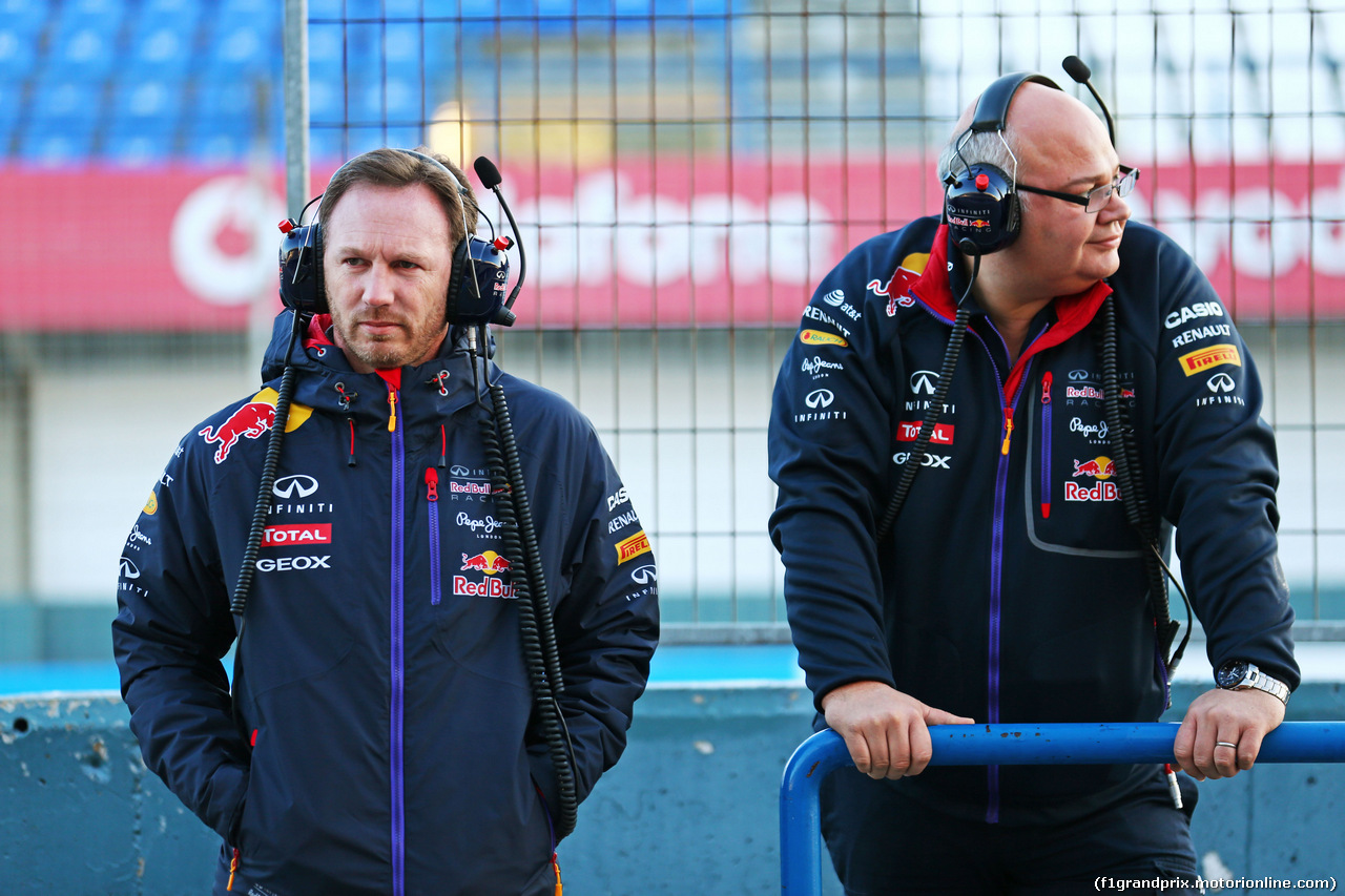 TEST F1 JEREZ 2 FEBBRAIO, (L to R): Christian Horner (GBR) Red Bull Racing Team Principal with Rob Marshall (GBR) Red Bull Racing Chief Engineering Officer.
02.02.2015.