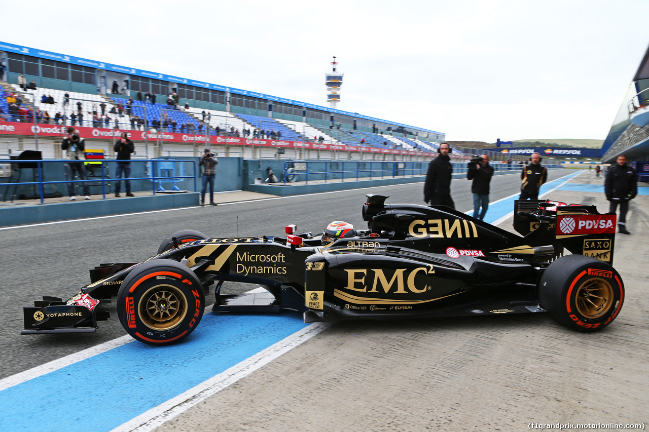 TEST F1 JEREZ 2 FEBBRAIO, Pastor Maldonado (VEN) Lotus F1 E23 leaves the pits.
02.02.2015.