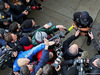 TEST F1 JEREZ 2 FEBBRAIO, Lewis Hamilton (GBR) Mercedes AMG F1 with the media.
02.02.2015.