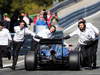 TEST F1 JEREZ 4 FEBBRAIO, Jenson Button (GBR) McLaren MP4-30 is recovered back to the pits by meccanici.
04.02.2015.