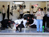 TEST F1 JEREZ 4 FEBBRAIO, Sheikh Mohammed bin Essa Al Khalifa (BRN) CEO of the Bahrain Economic Development Board e McLaren Shareholder as meccanici clean the pit garage.
04.02.2015.