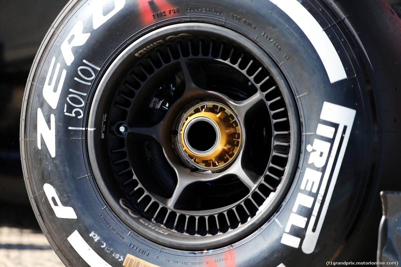 TEST F1 JEREZ 4 FEBBRAIO, Pirelli Tyre
04.02.2015.