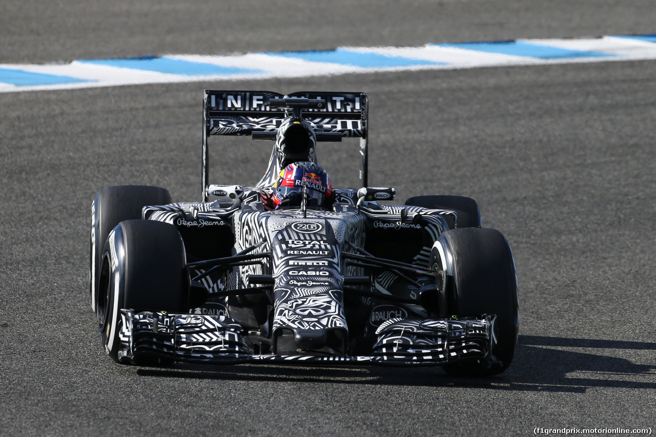 TEST F1 JEREZ 4 FEBBRAIO, Daniil Kvyat (RUS) Red Bull Racing RB11.
04.02.2015.