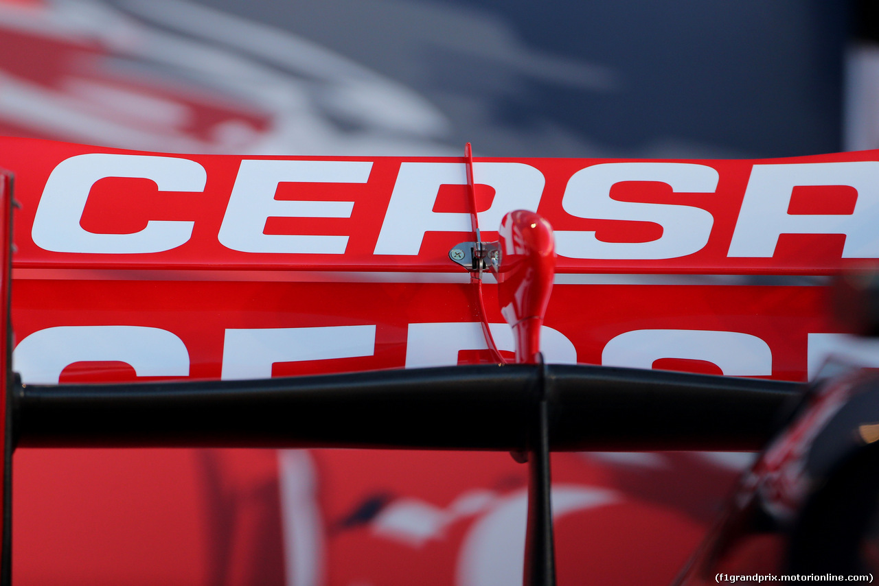 TORO ROSSO STR10, Technical detail of the rear wing of the Toro Rosso
31.01.2015.