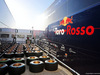 TORO ROSSO STR10, Scuderia Toro Rosso STR10 truck e Pirelli tyres.
31.01.2015.
