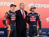 TORO ROSSO STR10, (L to R): Max Verstappen (NLD) Scuderia Toro Rosso with the Cepsa Vice President of Marketing e Carlos Sainz Jr (ESP) Scuderia Toro Rosso at the Scuderia Toro Rosso STR10 unveiling.
31.01.2015.