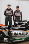 FORCE INDIA VJM09, (L to R): Nico Hulkenberg (GER) Sahara Force India F1 with team mate Sergio Perez (MEX) Sahara Force India F1 at the Sahara Force India F1 VJM09 unveiling.
22.02.2016.