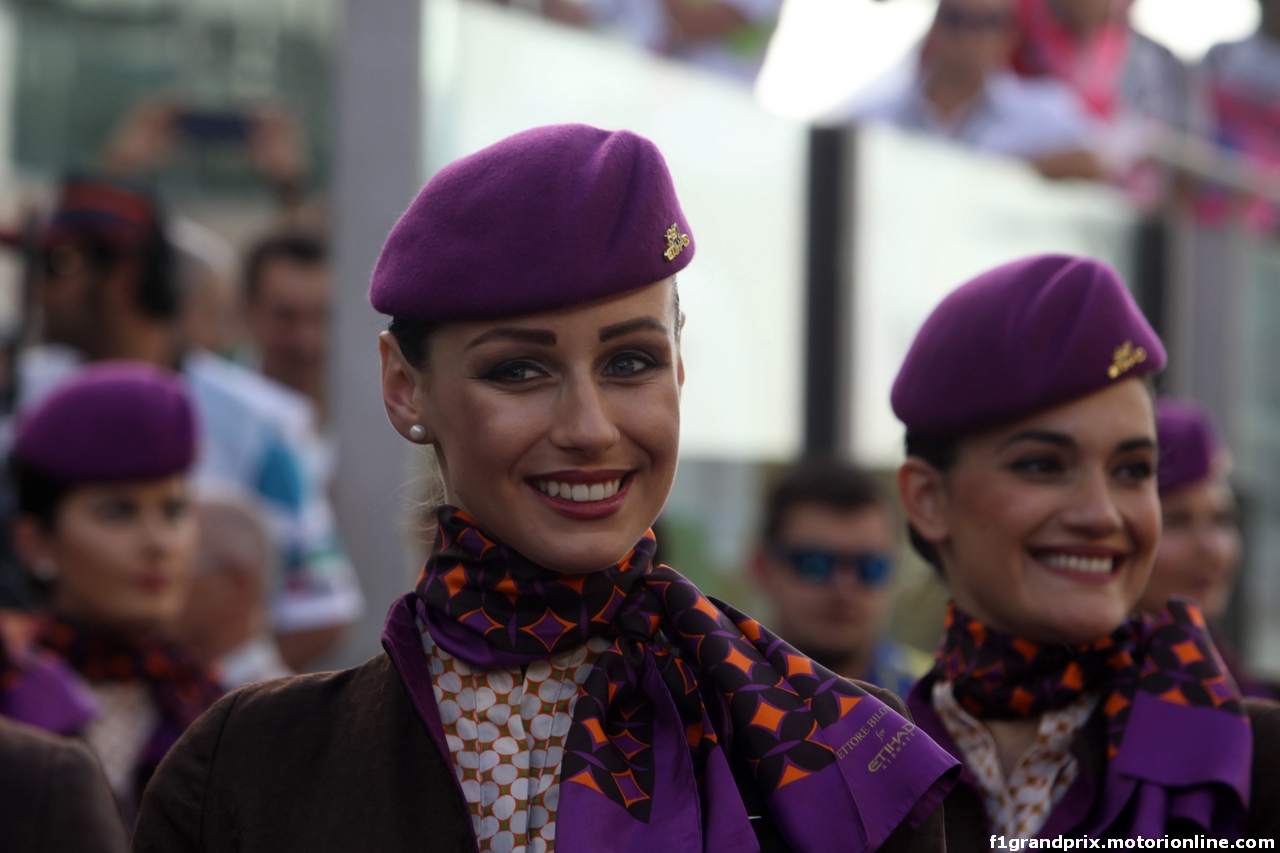 GP ABU DHABI, 27.11.2016 - griglia Ragazzas