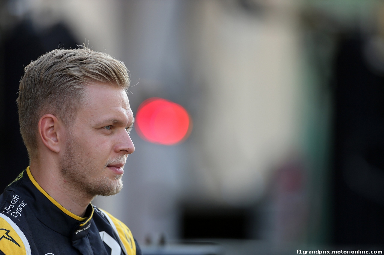 GP ABU DHABI, 27.11.2016 - Kevin Magnussen (DEN) Renault Sport F1 Team RS16