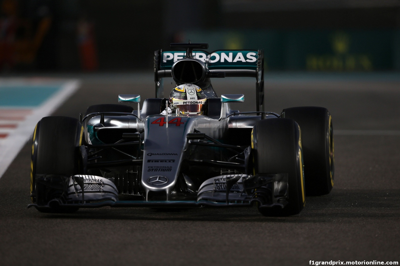 GP ABU DHABI, 27.11.2016 - Gara, Lewis Hamilton (GBR) Mercedes AMG F1 W07 Hybrid