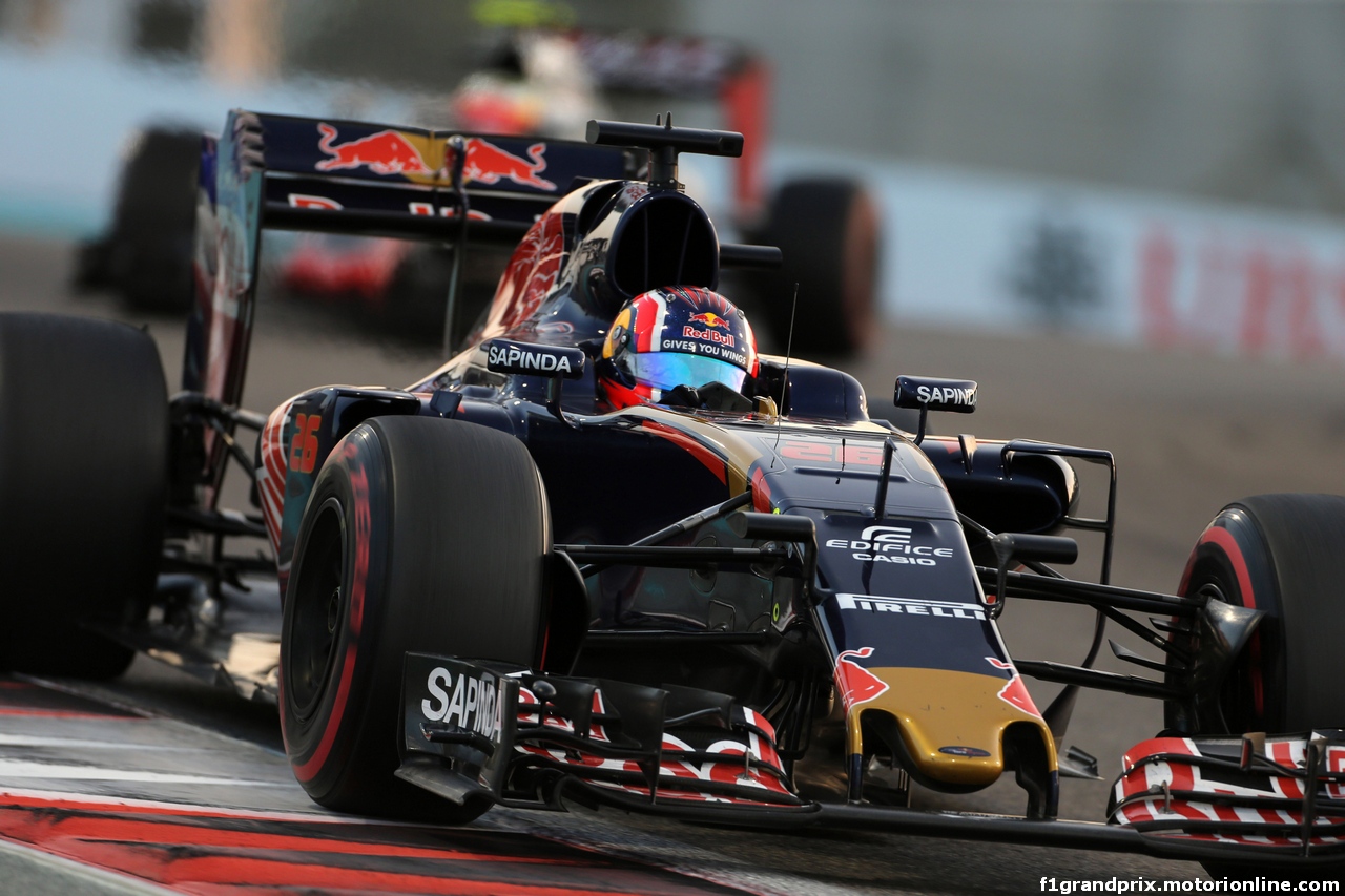 GP ABU DHABI, 27.11.2016 - Gara, Daniil Kvyat (RUS) Scuderia Toro Rosso STR11