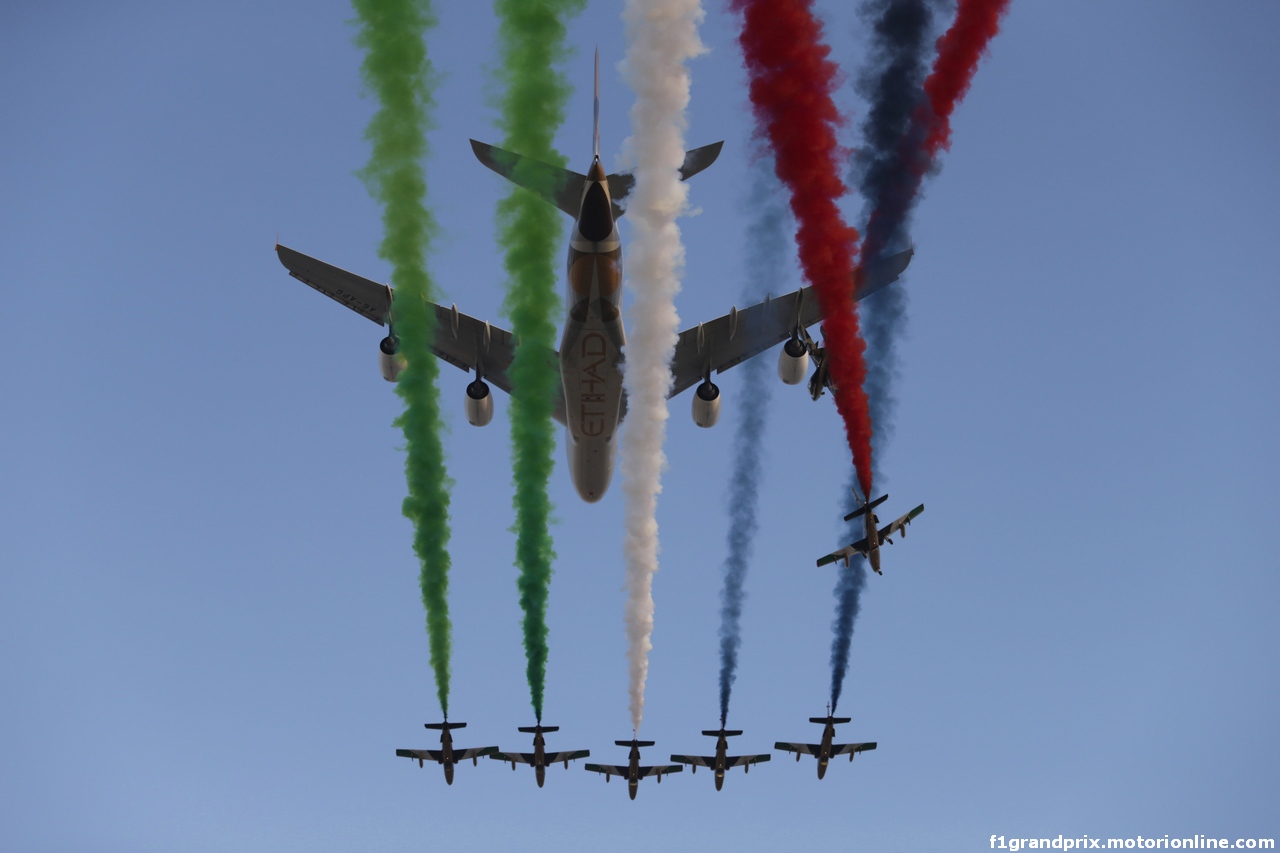 GP ABU DHABI, 27.11.2016 - Gara, Air display