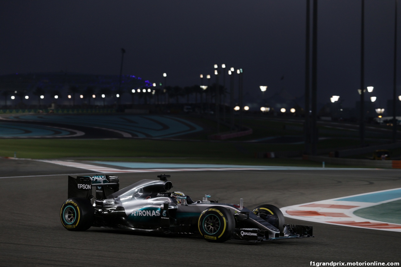 GP ABU DHABI, 27.11.2016 - Gara, Lewis Hamilton (GBR) Mercedes AMG F1 W07 Hybrid