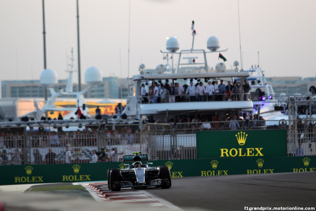 GP ABU DHABI, 27.11.2016 - Gara, Nico Rosberg (GER) Mercedes AMG F1 W07 Hybrid