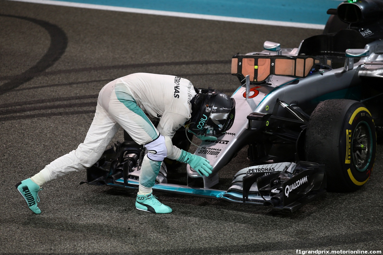GP ABU DHABI, 27.11.2016 - Gara, 2nd place Nico Rosberg (GER) Mercedes AMG F1 W07 Hybrid e Champion 2016