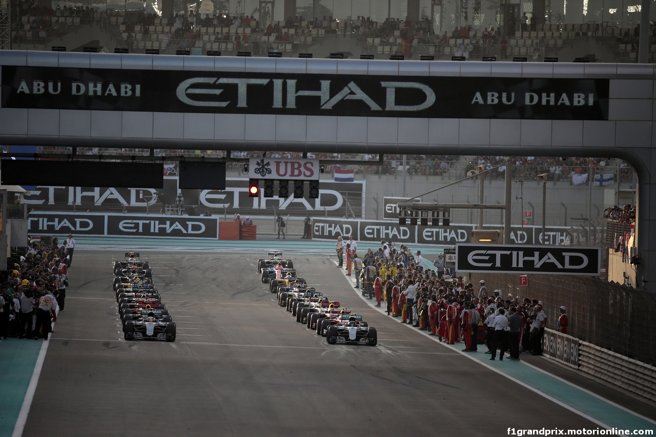 GP ABU DHABI, 27.11.2016 - Gara, Start grid