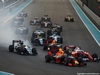 GP ABU DHABI, 27.11.2016 - Gara, Start of the race, Daniel Ricciardo (AUS) Red Bull Racing RB12 e Sebastian Vettel (GER) Ferrari SF16-H