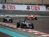 GP ABU DHABI, 27.11.2016 - Gara, Lewis Hamilton (GBR) Mercedes AMG F1 W07 Hybrid davanti a Nico Rosberg (GER) Mercedes AMG F1 W07 Hybrid