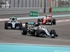GP ABU DHABI, 27.11.2016 - Gara, Lewis Hamilton (GBR) Mercedes AMG F1 W07 Hybrid davanti a Nico Rosberg (GER) Mercedes AMG F1 W07 Hybrid