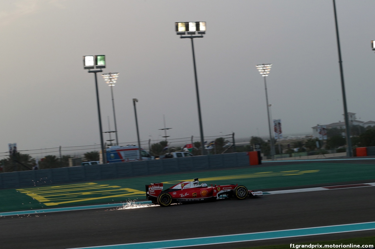 GP ABU DHABI, 25.11.2016 - Prove Libere 2, Sebastian Vettel (GER) Ferrari SF16-H
