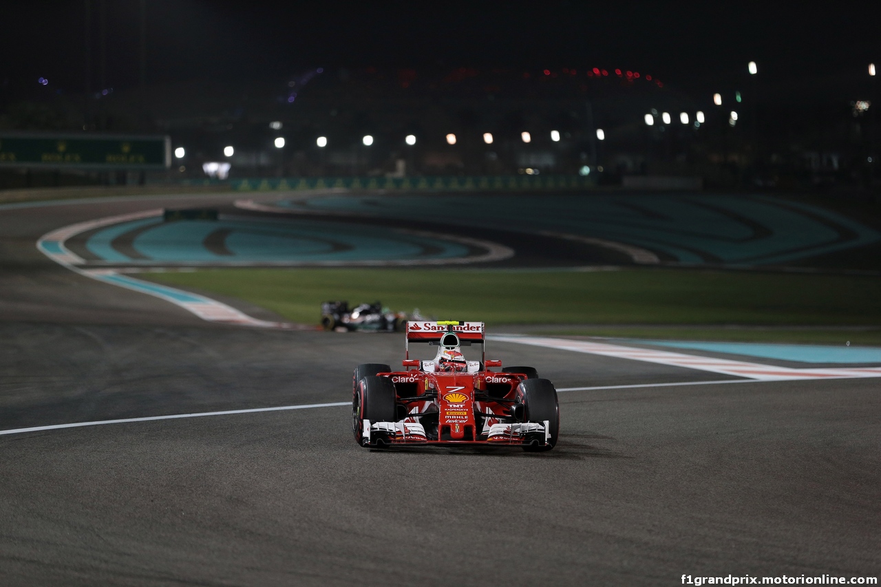 GP ABU DHABI, 25.11.2016 - Prove Libere 2, Kimi Raikkonen (FIN) Ferrari SF16-H