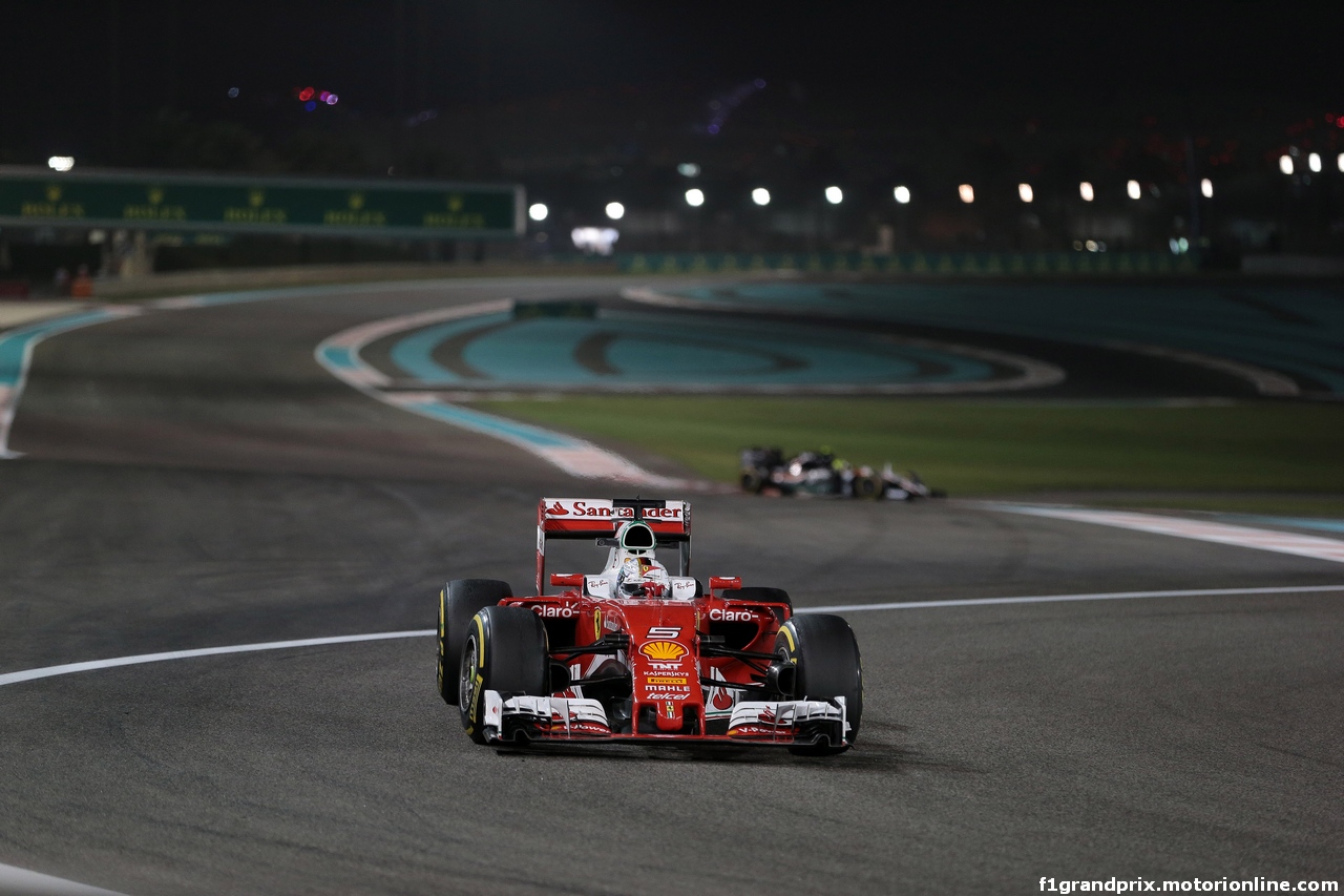 GP ABU DHABI, 25.11.2016 - Prove Libere 2, Sebastian Vettel (GER) Ferrari SF16-H