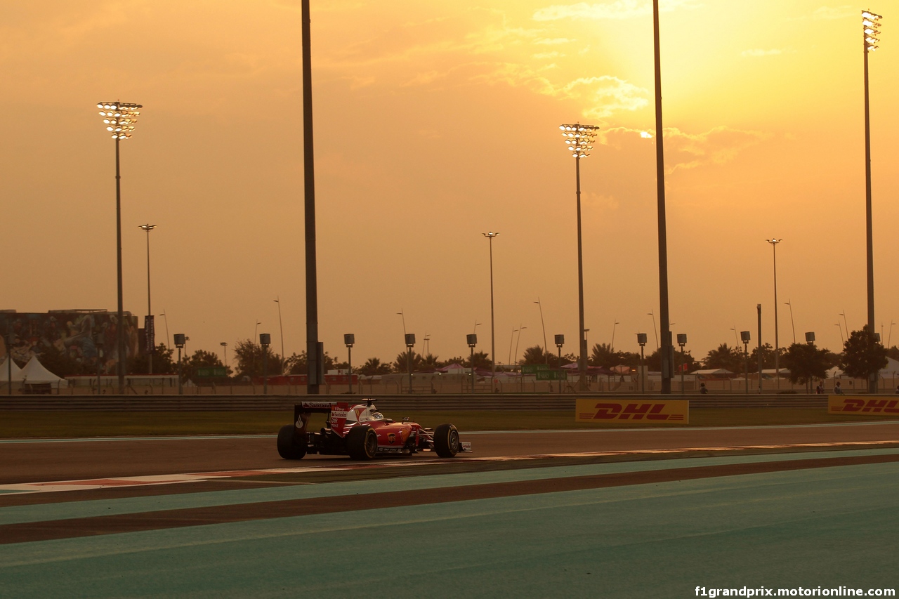 GP ABU DHABI, 25.11.2016 - Prove Libere 2, Sebastian Vettel (GER) Ferrari SF16-H