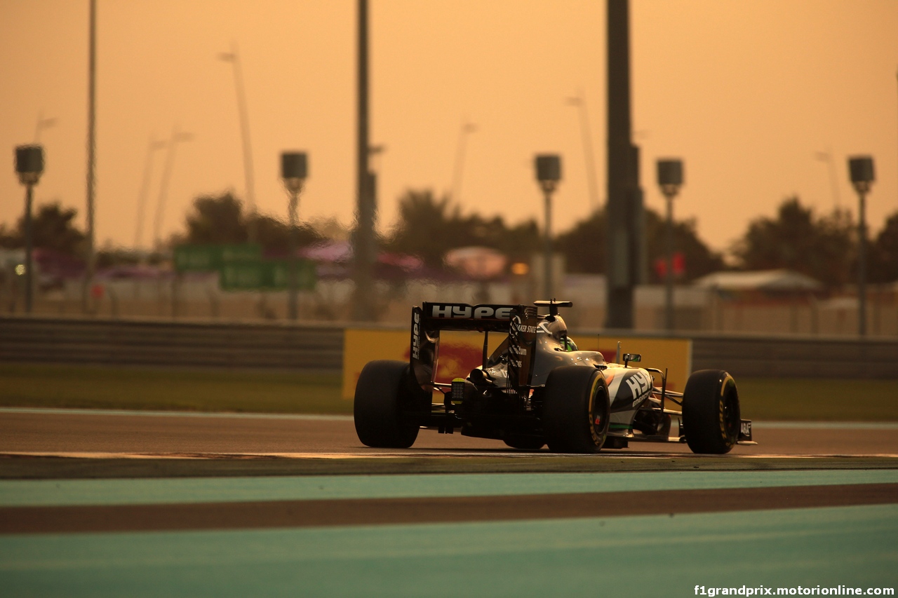 GP ABU DHABI, 25.11.2016 - Prove Libere 2, Nico Hulkenberg (GER) Sahara Force India F1 VJM09