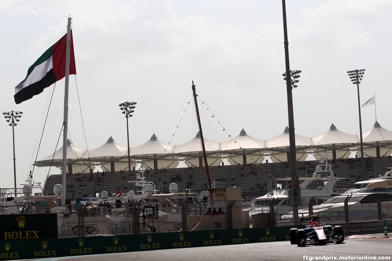 GP ABU DHABI, 26.11.2016 - Prove Libere 3, Esteban Ocon (FRA) Manor Racing MRT05