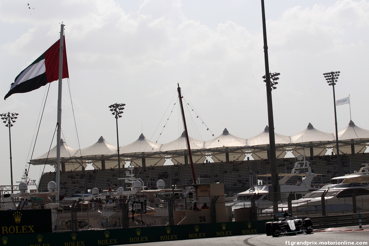GP ABU DHABI, 26.11.2016 - Prove Libere 3, Lewis Hamilton (GBR) Mercedes AMG F1 W07 Hybrid