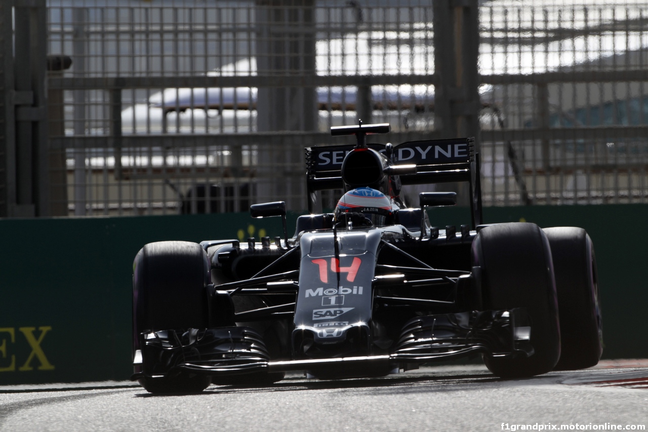 GP ABU DHABI, 26.11.2016 - Prove Libere 3, Fernando Alonso (ESP) McLaren Honda MP4-31