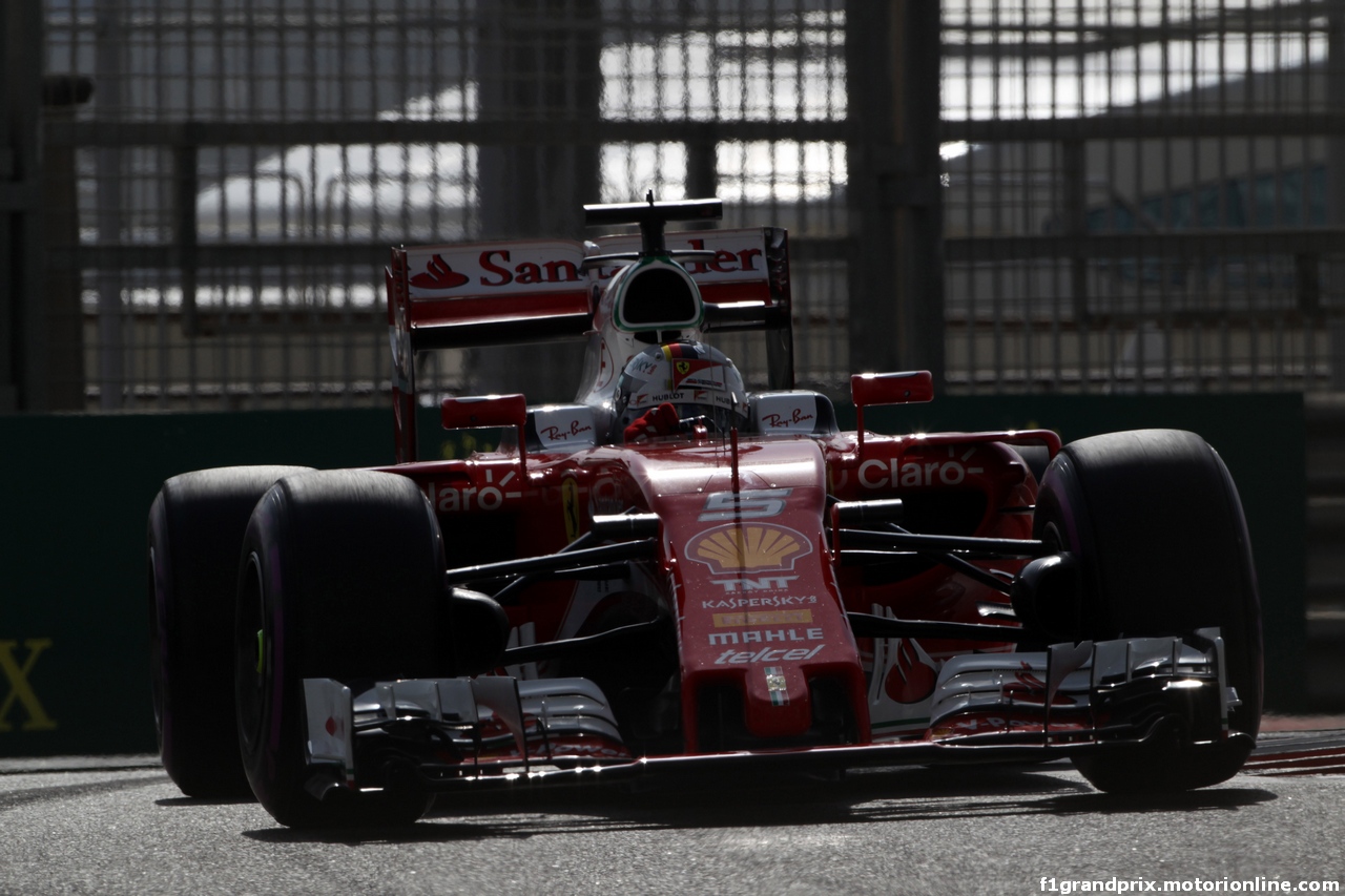 GP ABU DHABI, 26.11.2016 - Prove Libere 3, Sebastian Vettel (GER) Ferrari SF16-H