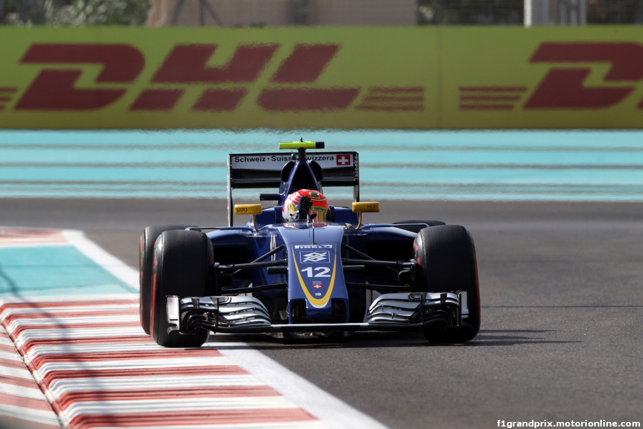 GP ABU DHABI, 26.11.2016 - Prove Libere 3, Felipe Nasr (BRA) Sauber C34