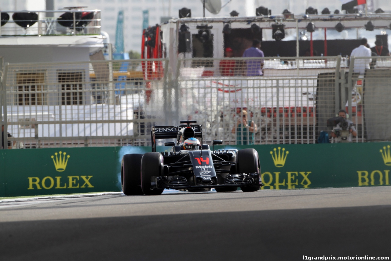 GP ABU DHABI, 26.11.2016 - Prove Libere 3, Fernando Alonso (ESP) McLaren Honda MP4-31