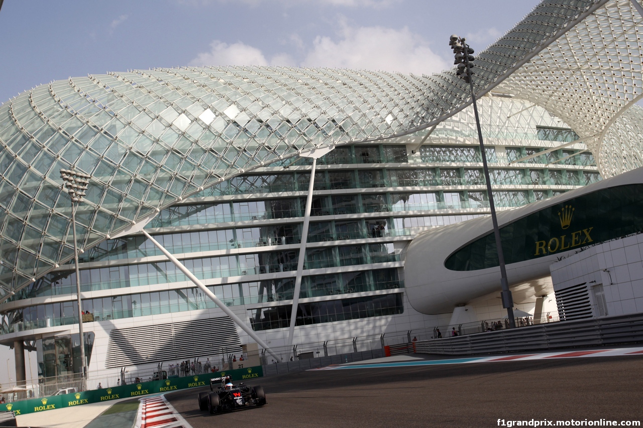 GP ABU DHABI, 26.11.2016 - Prove Libere 3, Fernando Alonso (ESP) McLaren Honda MP4-31