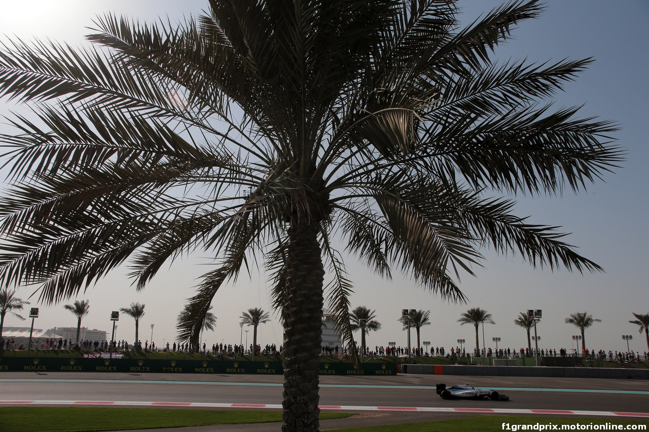 GP ABU DHABI, 26.11.2016 - Prove Libere 3, Valtteri Bottas (FIN) Williams FW38