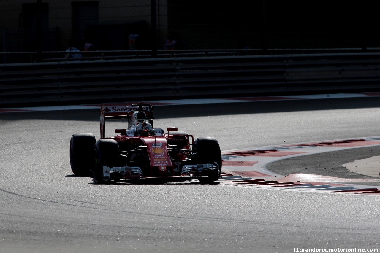 GP ABU DHABI, 26.11.2016 - Prove Libere 3, Sebastian Vettel (GER) Ferrari SF16-H
