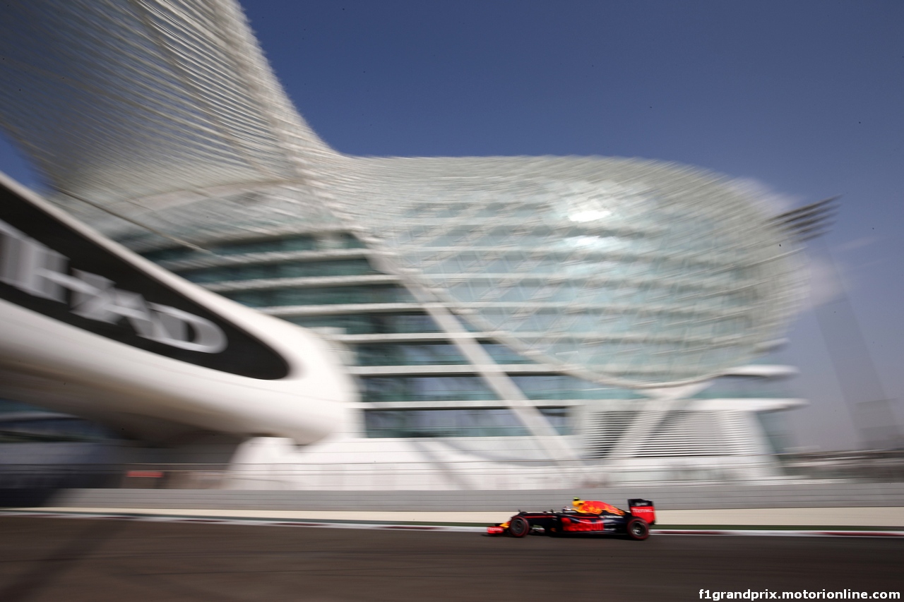 GP ABU DHABI, 26.11.2016 - Prove Libere 3, Max Verstappen (NED) Red Bull Racing RB12