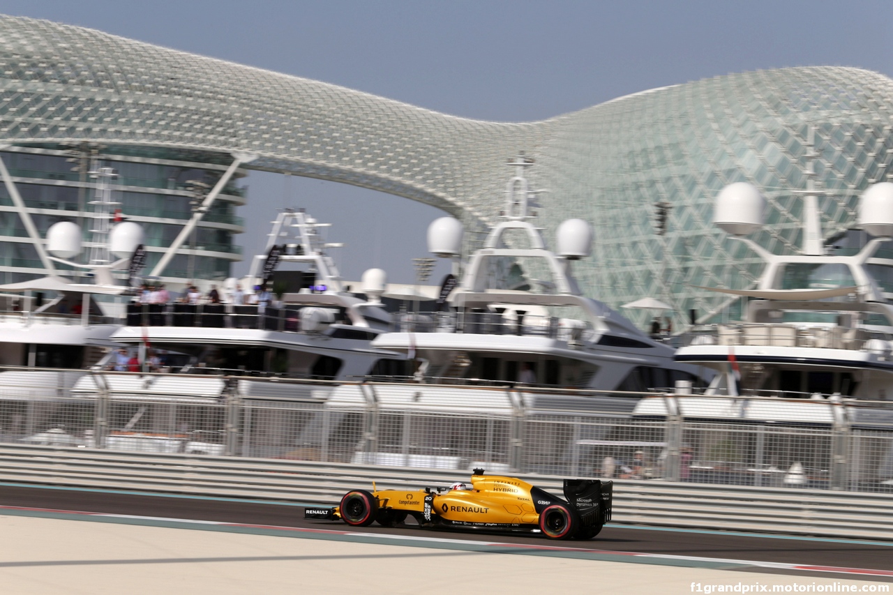 GP ABU DHABI, 26.11.2016 - Prove Libere 3, Kevin Magnussen (DEN) Renault Sport F1 Team RS16