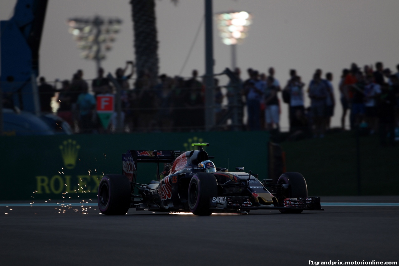 GP ABU DHABI, 26.11.2016 - Qualifiche, Daniil Kvyat (RUS) Scuderia Toro Rosso STR11