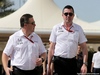GP ABU DHABI, 26.11.2016 - (L-R) Zak Brown (USA) McLaren Executive Director e Eric Boullier (FRA) McLaren Racing Director
