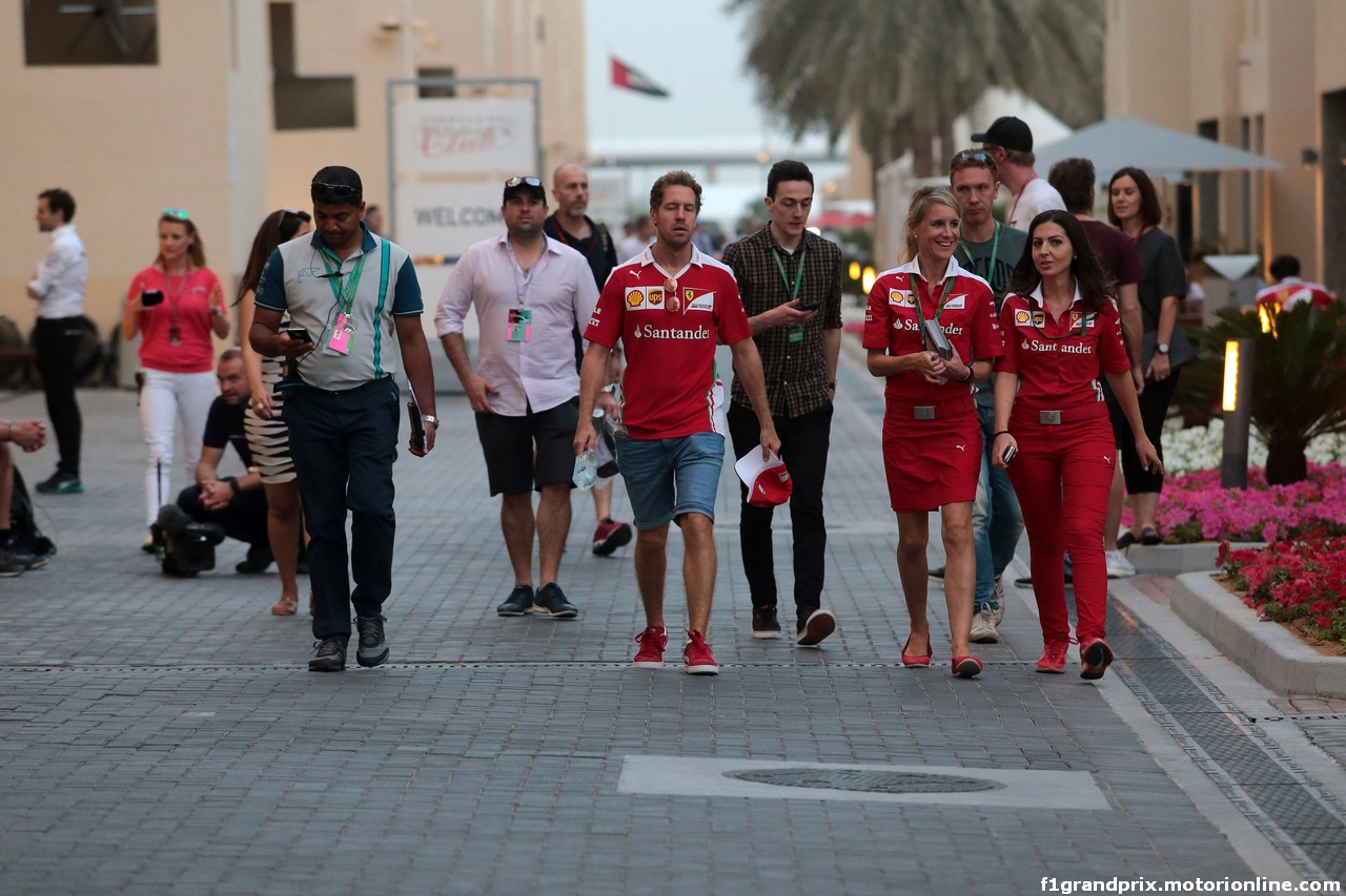 GP ABU DHABI, 24.11.2016 - Sebastian Vettel (GER) Ferrari SF16-H