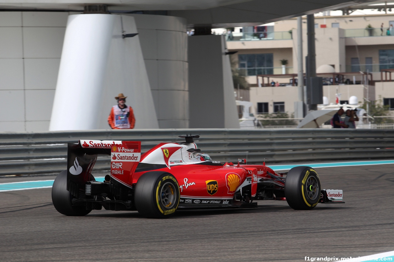 GP ABU DHABI, 25.11.2016 - Prove Libere 1, Sebastian Vettel (GER) Ferrari SF16-H