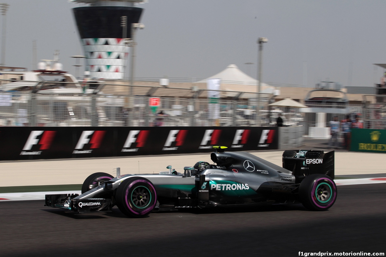 GP ABU DHABI, 25.11.2016 - Prove Libere 1, Nico Rosberg (GER) Mercedes AMG F1 W07 Hybrid