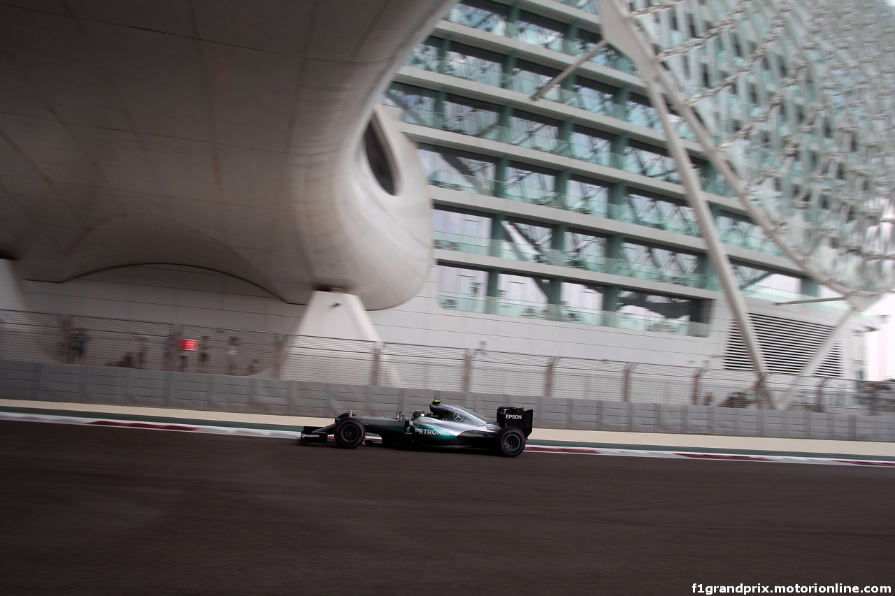 GP ABU DHABI, 25.11.2016 - Prove Libere 1, Nico Rosberg (GER) Mercedes AMG F1 W07 Hybrid