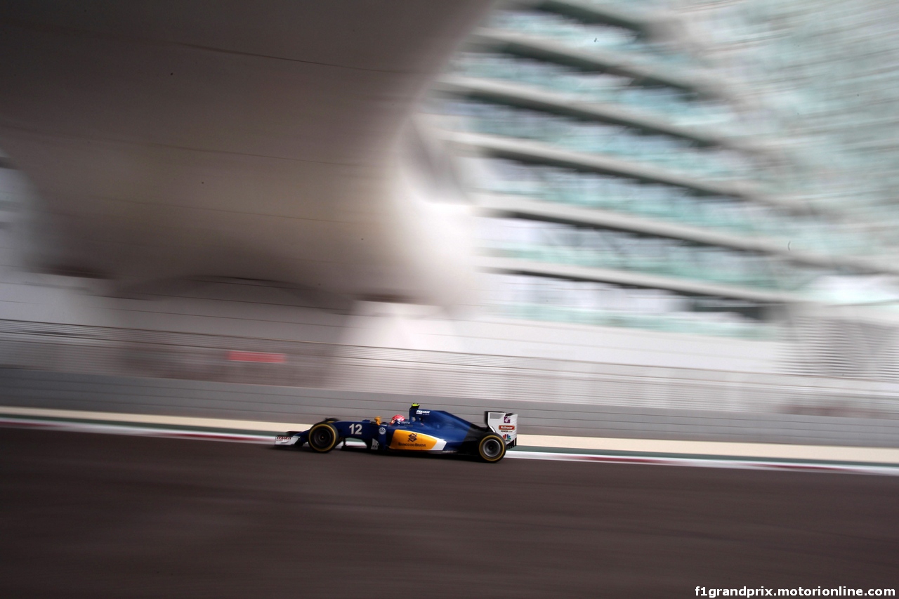 GP ABU DHABI, 25.11.2016 - Prove Libere 1, Felipe Nasr (BRA) Sauber C34