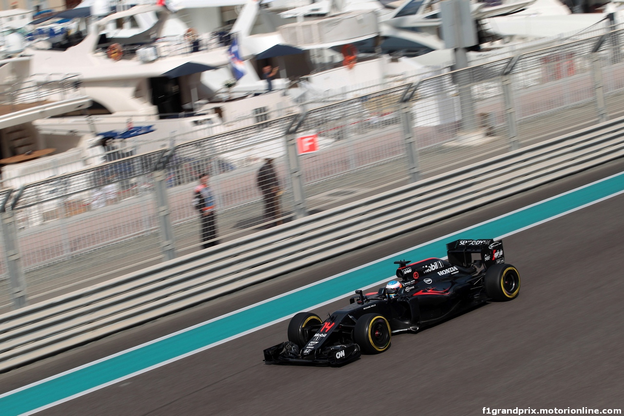 GP ABU DHABI, 25.11.2016 - Prove Libere 1, Fernando Alonso (ESP) McLaren Honda MP4-31